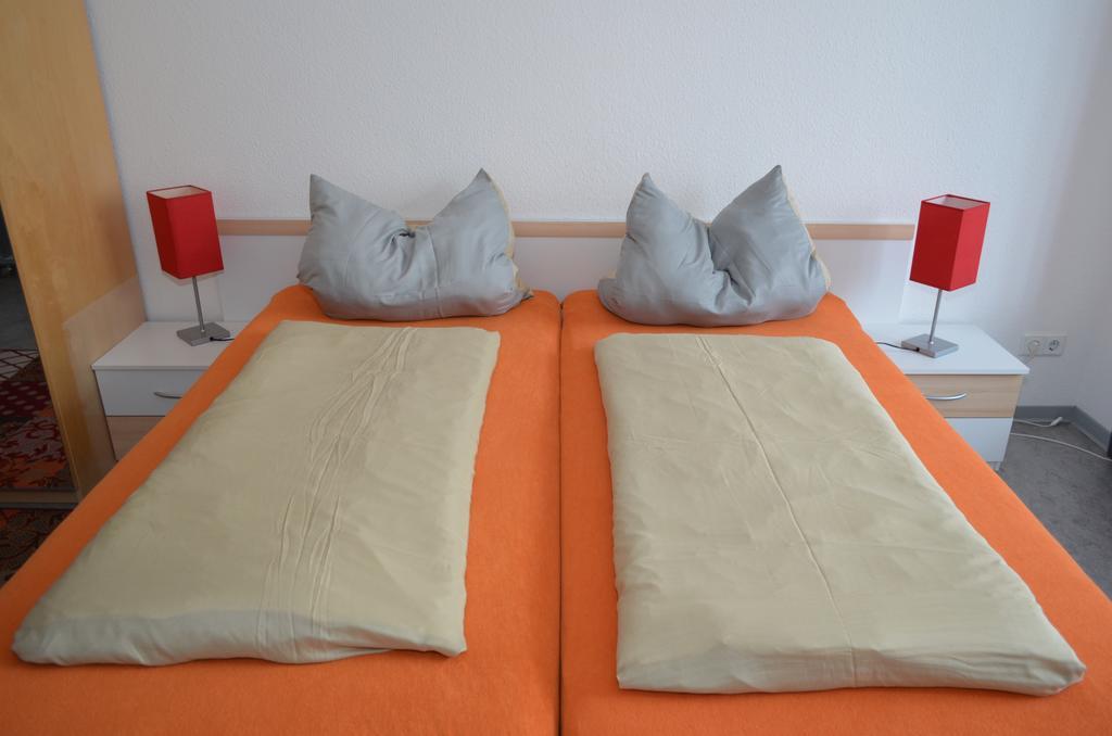 Ferienwohnung Zentrum/Hauptbahnhof Lipsia Esterno foto